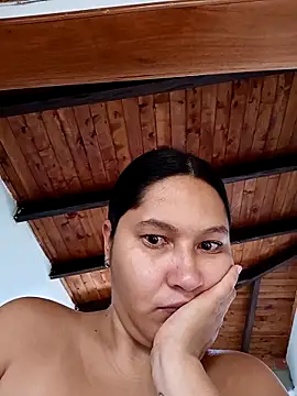 Snapshot of SamaraJay1 chatting on 05-10-26, 01:16 SamaraJay1 online show from 05-10-26, 01:16