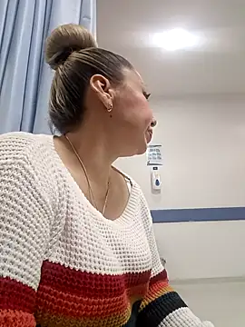 coral smitth online show from 11-08-25, 01:06