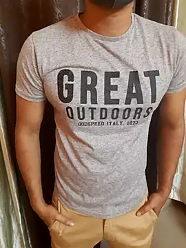 Snapshot of Guyinshortss chatting on 09-29-25, 08:46 Guyinshortss online show from 09-29-25, 08:46