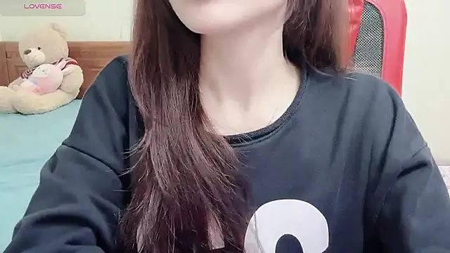 Snapshot of TrinhH_Nabbi chatting on 01-02-25, 01:30 TrinhH Nabbi online show from 01-02-25, 01:30