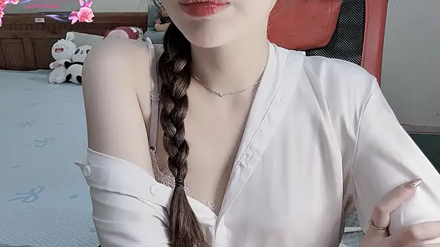 TrinhH Nabbi online show from 04-11-26, 01:37