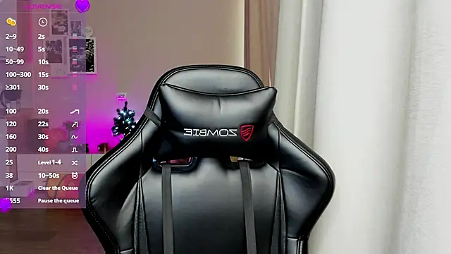 Snapshot of Sm0ly chatting on 03-19-25, 01:54 Sm0ly online show from 03-19-25, 01:54