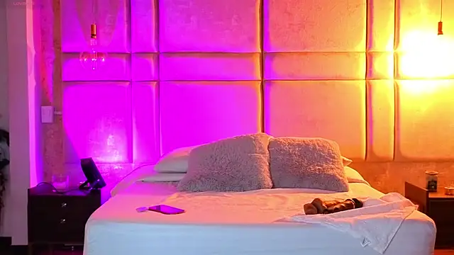 AlessiaLondon online show from 03-27-26, 08:59