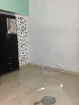 Snapshot of AdelaHaneix chatting on 12-27-24, 09:00 AdelaHaneix online show from 12-27-24, 09:00