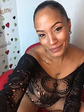 Snapshot of AdelaHaneix chatting on 10-10-25, 12:26 AdelaHaneix online show from 10-10-25, 12:26