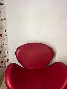 Snapshot of AdelaHaneix chatting on 11-15-25, 10:15 AdelaHaneix online show from 11-15-25, 10:15