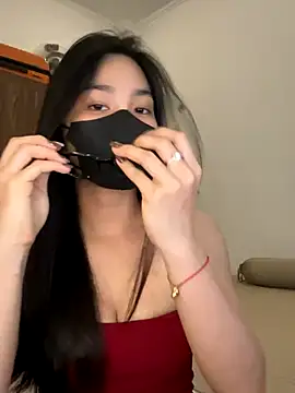 Lilisa miu online show from 10-14-25, 04:08