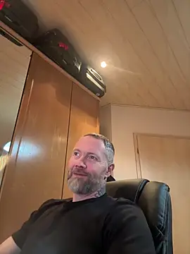 Rockburg online show from 04-05-26, 01:30