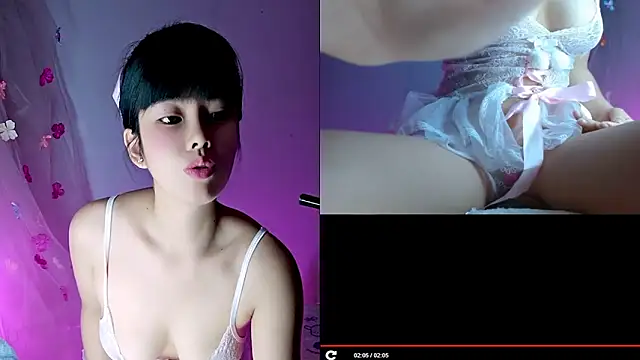 Snapshot of Coffee-Wet chatting on 09-09-25, 04:45 Coffee-Wet online show from 09-09-25, 04:45