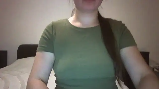 VanesaJewelz online show from 12-11-24, 04:09