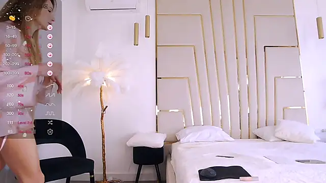 Snapshot of Goodgirlgonabad chatting on 02-13-25, 12:21 Goodgirlgonabad online show from 02-13-25, 12:21