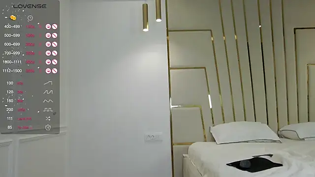 Snapshot of Goodgirlgonabad chatting on 03-21-25, 04:40 Goodgirlgonabad online show from 03-21-25, 04:40