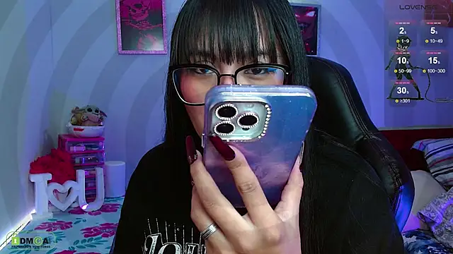 Miss scarllet  online show from 03-05-25, 01:28