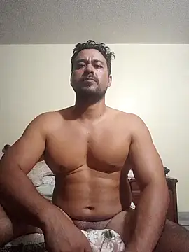 Snapshot of LatinMar chatting on 01-14-25, 01:38 LatinMar online show from 01-14-25, 01:38