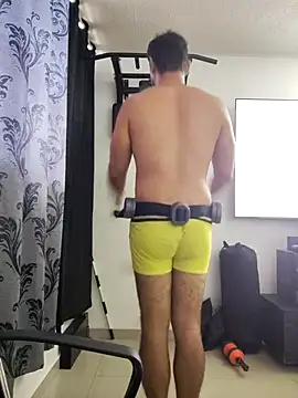 Snapshot of LatinMar chatting on 11-21-25, 12:59 LatinMar online show from 11-21-25, 12:59