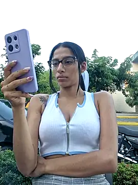 lily sk online show from 02-24-25, 10:36