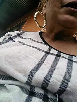 Kazsandraa online show from 01-12-26, 05:18