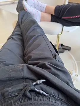 Snapshot of Soinanai chatting on 10-29-25, 01:02 Soinanai online show from 10-29-25, 01:02