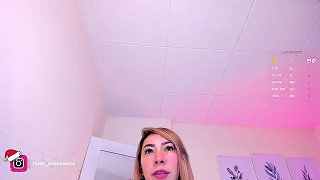 miss sofiaa online show from 12-20-24, 11:54