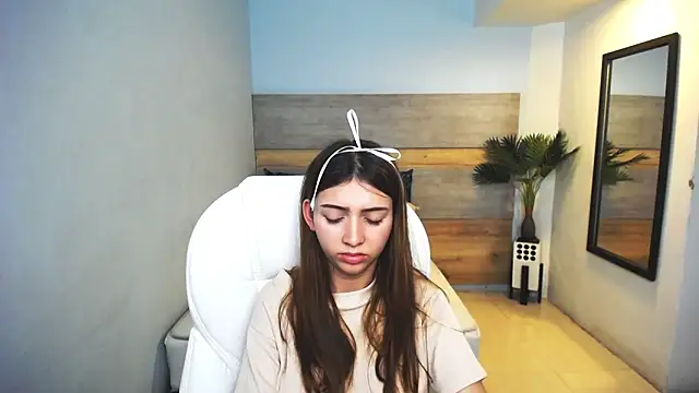 liseth fox online show from 12-09-24, 11:13