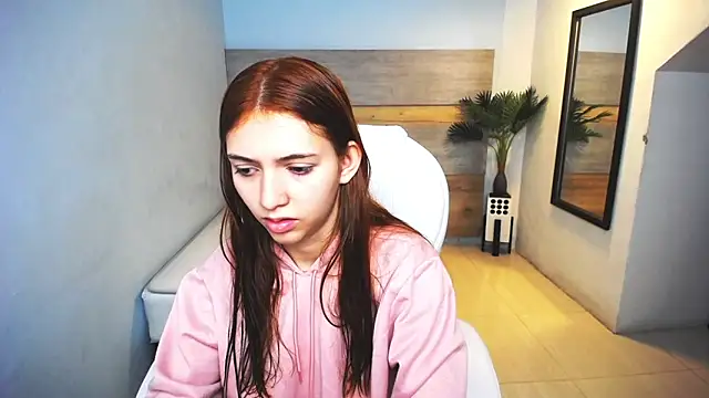 liseth fox online show from 12-27-24, 12:34