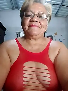 Snapshot of Madrastrahot69 chatting on 09-25-25, 10:24 Madrastrahot69 online show from 09-25-25, 10:24