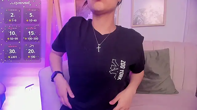 lara madisson online show from 01-11-25, 07:49