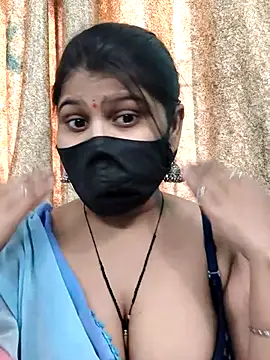 Hotty-simran online show from 10-15-25, 04:34