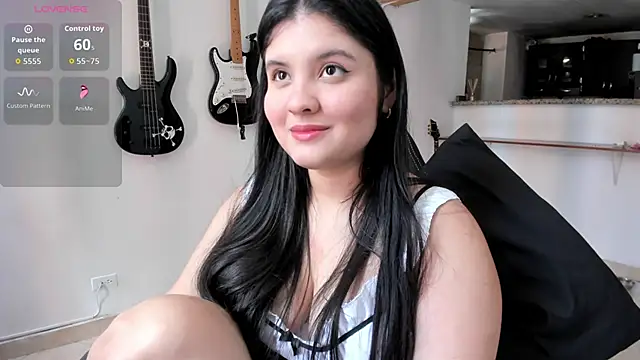 Snapshot of lilpervertgirl chatting on 11-08-25, 06:18 lilpervertgirl online show from 11-08-25, 06:18