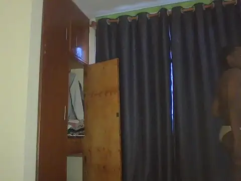 Snapshot of Apple_bitch chatting on 11-14-25, 04:33 Apple bitch online show from 11-14-25, 04:33