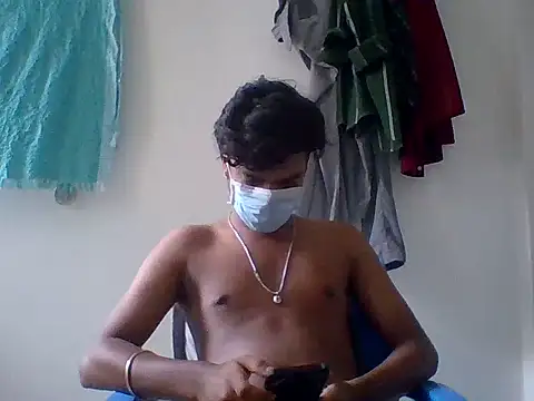 Snapshot of Bangalore_boy29 chatting on 07-05-26, 05:14 Bangalore boy29 online show from 07-05-26, 05:14