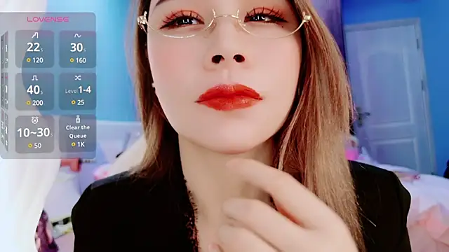 HU131452 online show from 12-12-24, 08:32