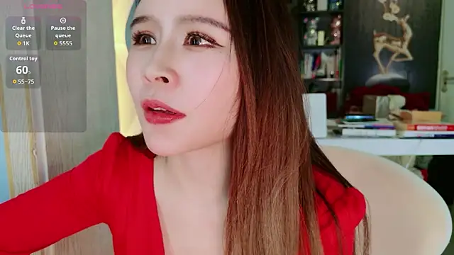 HU131452 online show from 04-24-26, 07:16