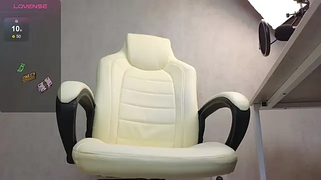 Marietta Castro online show from 12-23-24, 03:55