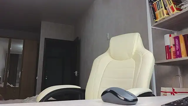 Marietta Castro online show from 02-05-26, 02:11