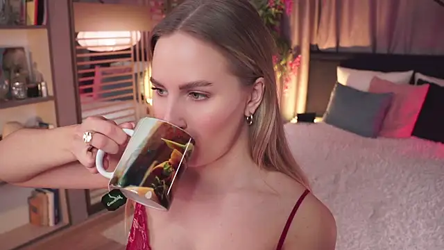 AnnLevine online show from 01-21-25, 06:11