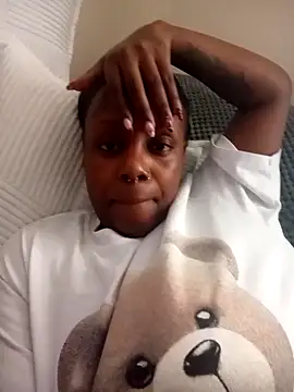 Miss Amani online show from 10-19-25, 12:06