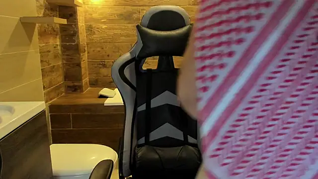 Snapshot of Amir_Abdull chatting on 10-09-25, 09:02 Amir Abdull online show from 10-09-25, 09:02