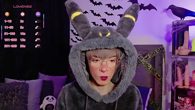 Snapshot of Sammy_Russell chatting on 11-01-25, 09:55 Sammy Russell online show from 11-01-25, 09:55