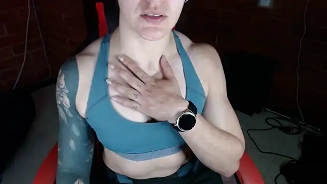 Snapshot of dannafitness chatting on 03-22-25, 06:25 dannafitness online show from 03-22-25, 06:25