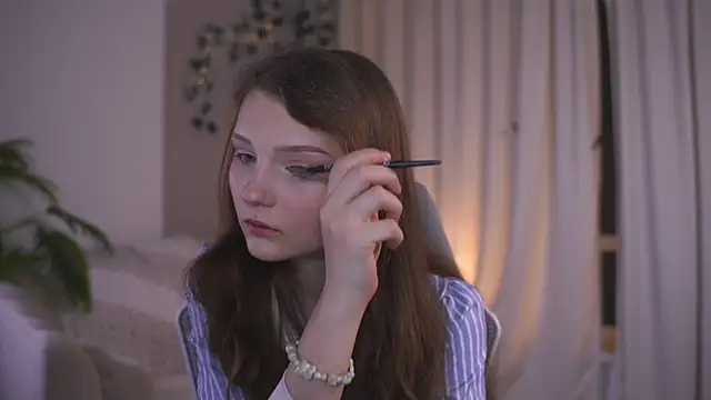 CindyGarrison online show from 11-05-25, 11:05