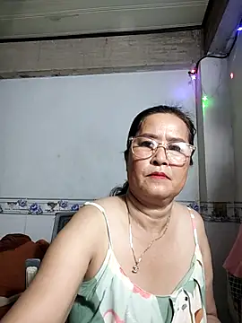 Snapshot of phnz chatting on 09-26-25, 01:37 phnz online show from 09-26-25, 01:37