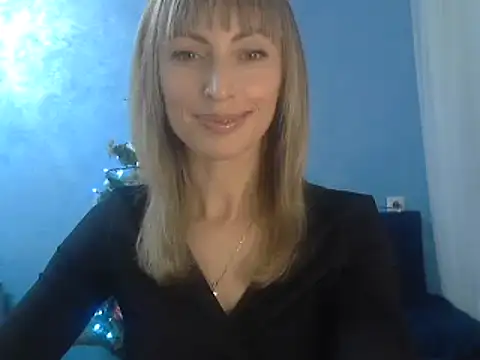 Snapshot of EffectMaya chatting on 12-27-24, 06:31 EffectMaya online show from 12-27-24, 06:31