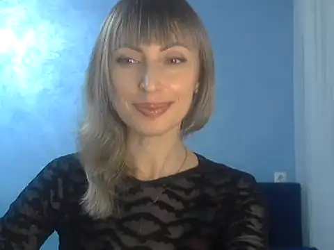 Snapshot of EffectMaya chatting on 01-19-25, 05:28 EffectMaya online show from 01-19-25, 05:28