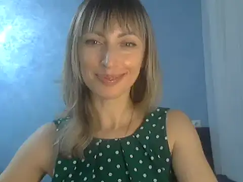 Snapshot of EffectMaya chatting on 01-24-25, 08:43 EffectMaya online show from 01-24-25, 08:43