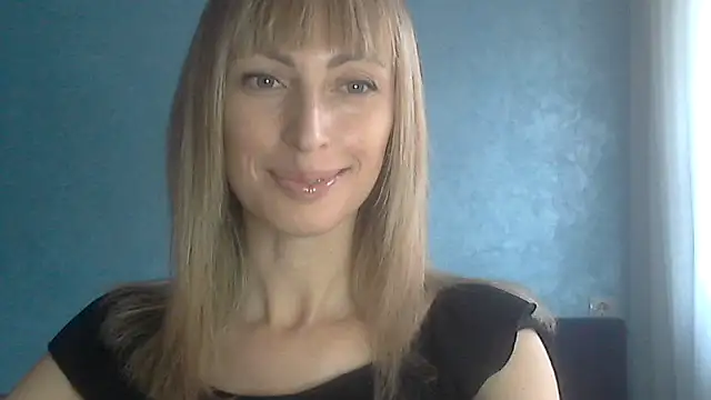 Snapshot of EffectMaya chatting on 03-21-25, 01:56 EffectMaya online show from 03-21-25, 01:56