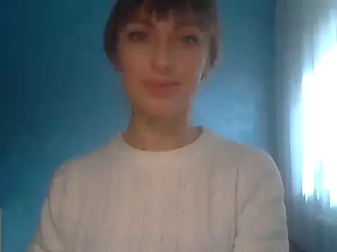 Snapshot of EffectMaya chatting on 10-12-25, 11:20 EffectMaya online show from 10-12-25, 11:20