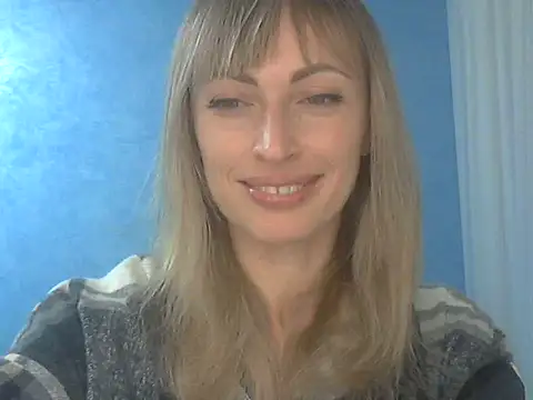 Snapshot of EffectMaya chatting on 11-02-25, 05:48 EffectMaya online show from 11-02-25, 05:48