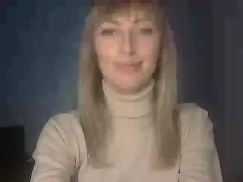 Snapshot of EffectMaya chatting on 11-19-25, 04:29 EffectMaya online show from 11-19-25, 04:29