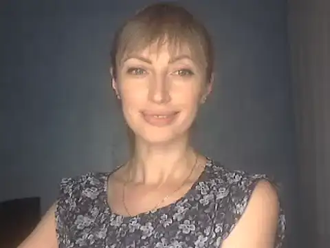 Snapshot of EffectMaya chatting on 12-03-25, 04:16 EffectMaya online show from 12-03-25, 04:16